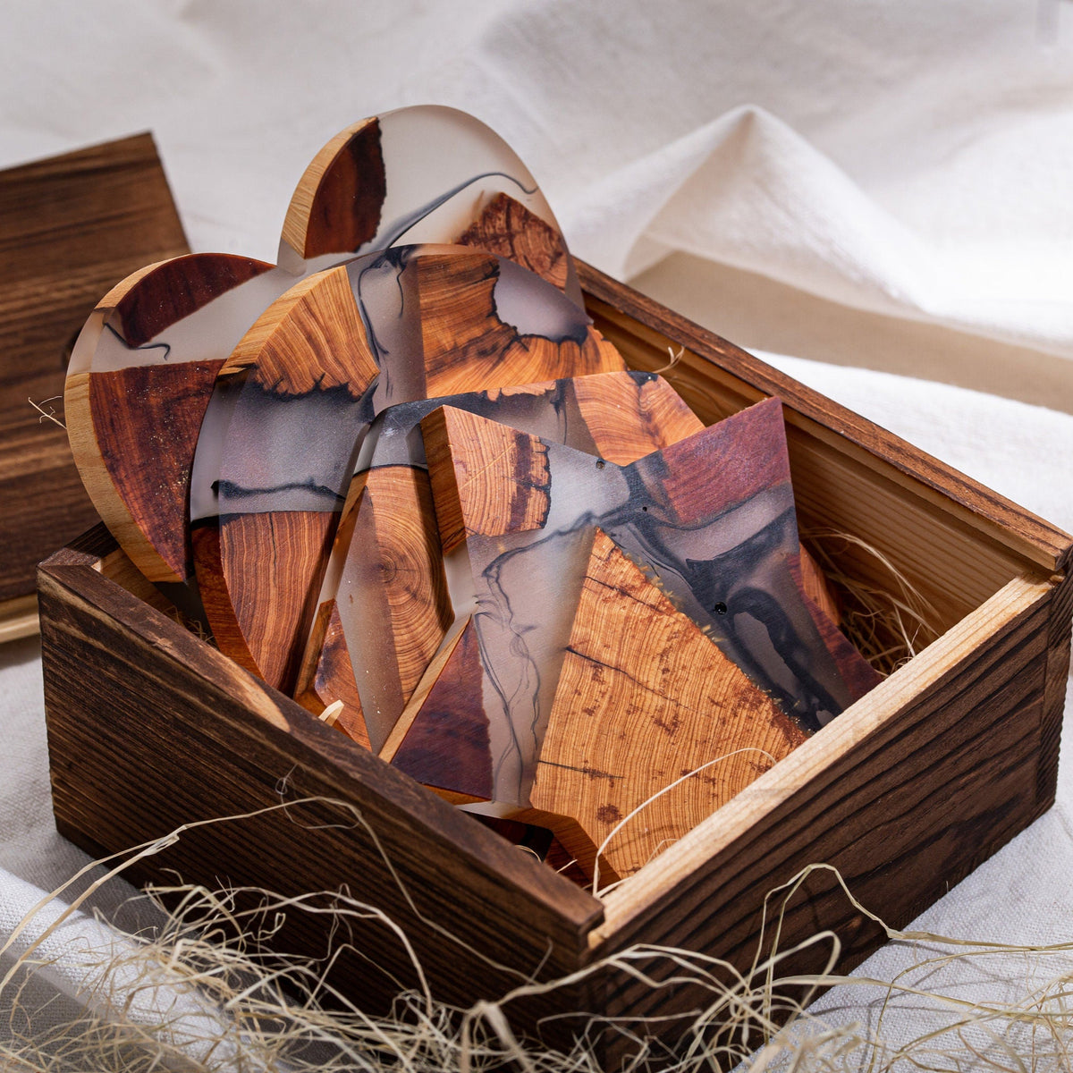 Gohobi LIMITED EDITION Set of 4 Wooden resin coasters placemats + Wooden gift box wabi sabi