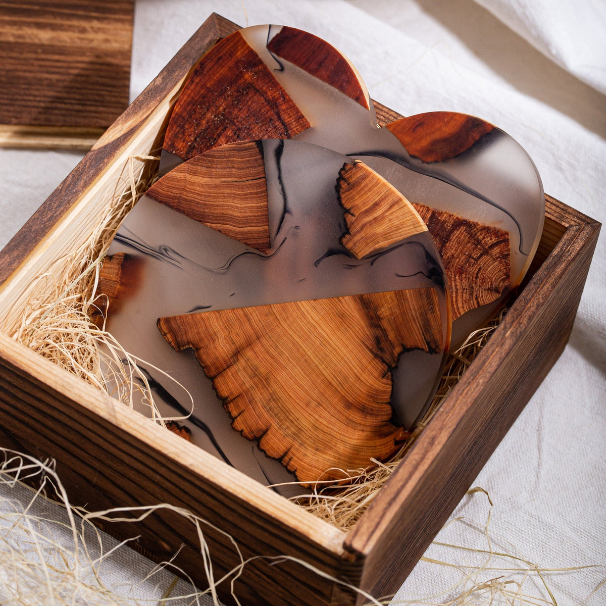 Gohobi LIMITED EDITION Set of 4 Wooden resin coasters placemats + Wooden gift box wabi sabi