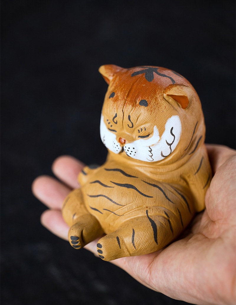 Gohobi Handmade sleepy tiger ornaments Tea pets ceramic YiXing clay Chinese Gongfu tea Kung fu tea Japanese Chado unique ornaments