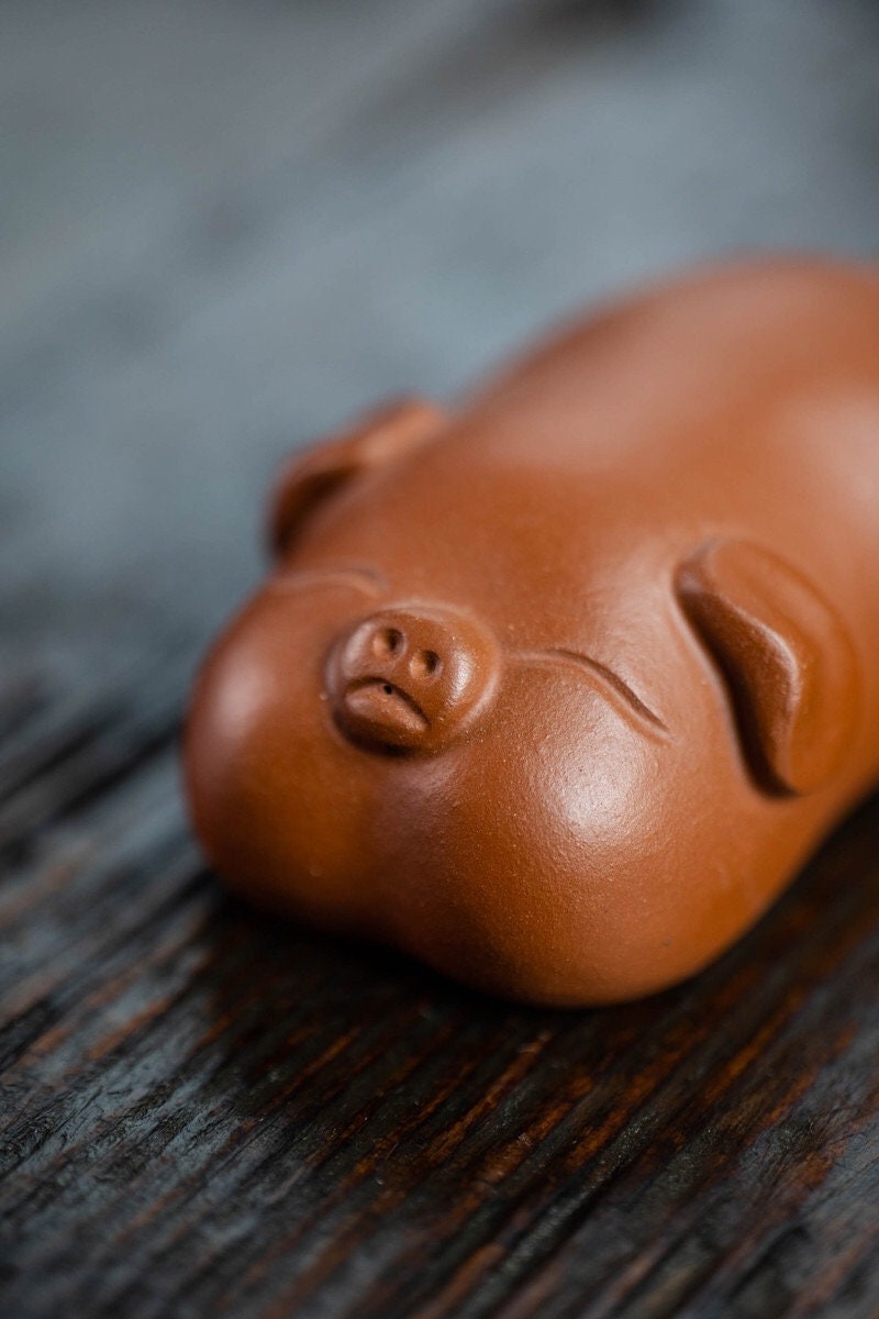 Gohobi Handmade pig ornaments Tea pets ceramic YiXing clay Chinese Gongfu tea Kung fu tea Japanese Chado unique ornaments