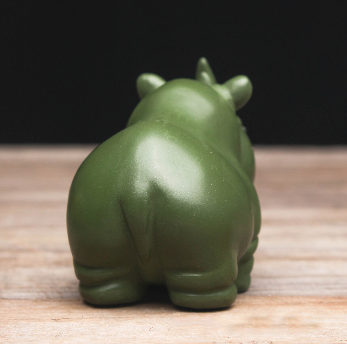 Gohobi Handmade green rhino ornaments Tea pets ceramic YiXing clay Chinese Gongfu tea Kung fu tea Japanese Chado unique ornaments