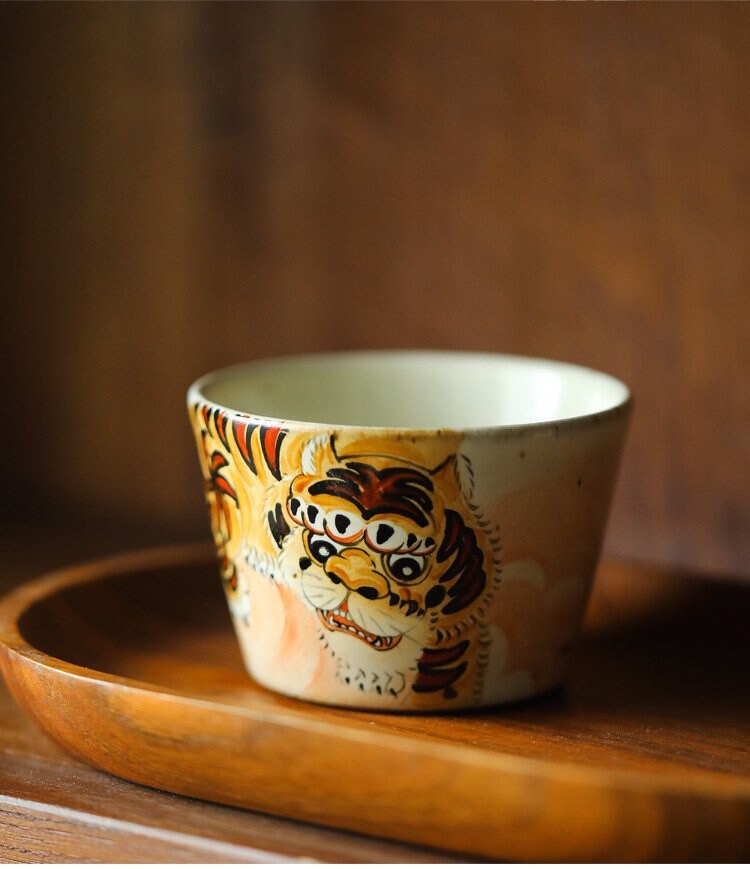Gohobi Tiger Handmade gaiwan Tea cup and Set. Hand painted, Rustic, Minimalistic Japanese Tea, Green Tea, Gongfu tea