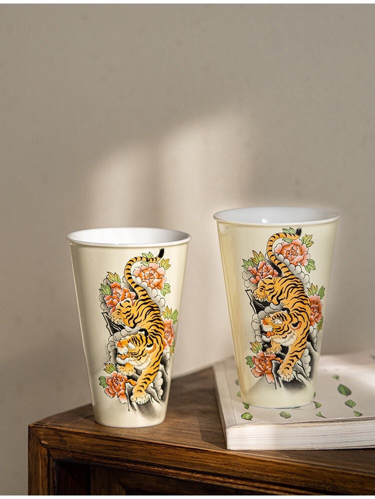 Gohobi Tiger Handmade Large drink cup tea cup Hand painted, Rustic, Minimalistic Japanese Tea, Green Tea, Gongfu tea