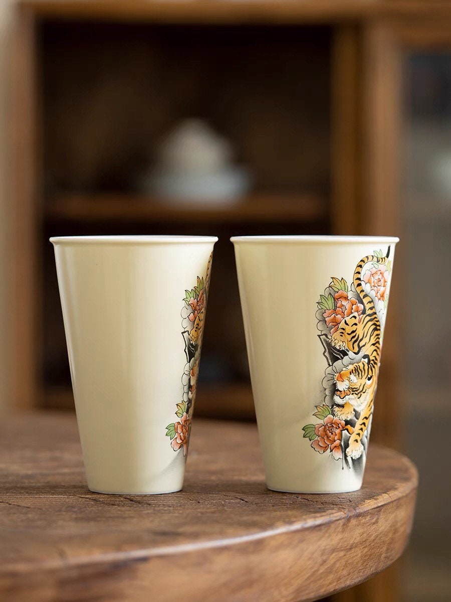 Gohobi Tiger Handmade Large drink cup tea cup Hand painted, Rustic, Minimalistic Japanese Tea, Green Tea, Gongfu tea