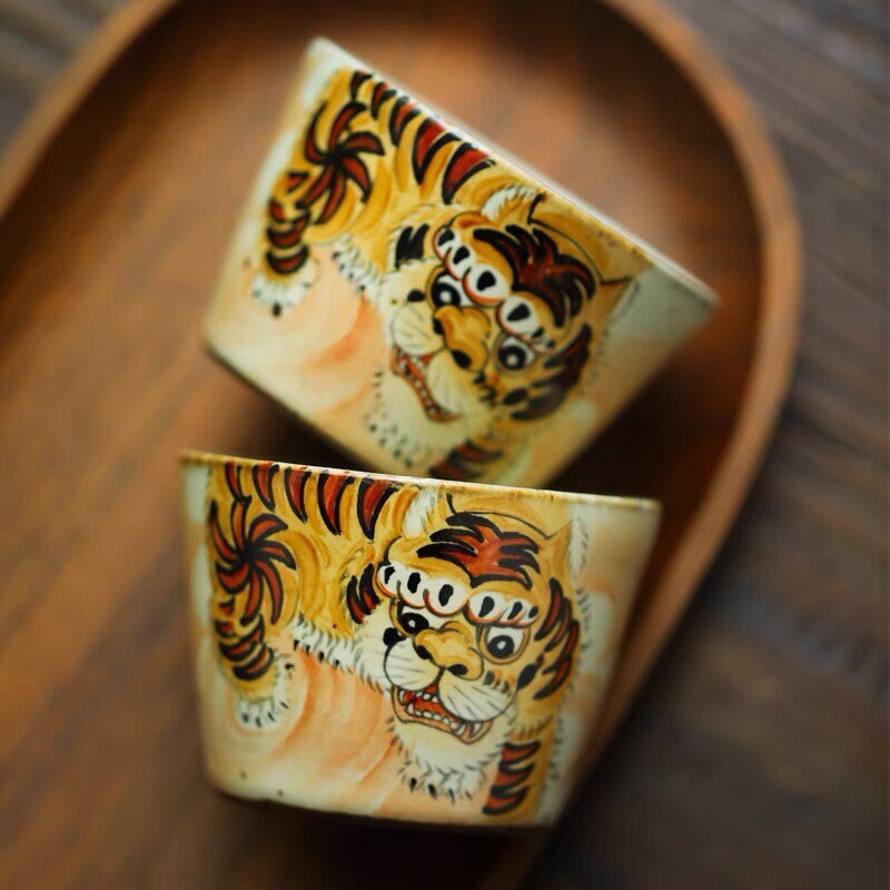 Gohobi Tiger Handmade gaiwan Tea cup and Set. Hand painted, Rustic, Minimalistic Japanese Tea, Green Tea, Gongfu tea