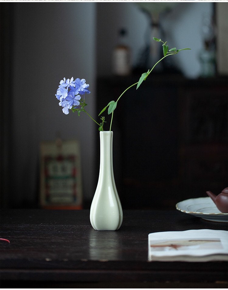 Gohobi handmade white ceramic vase pottery zen Chinese Gongfu tea Kung fu tea Japanese Chado table decoration
