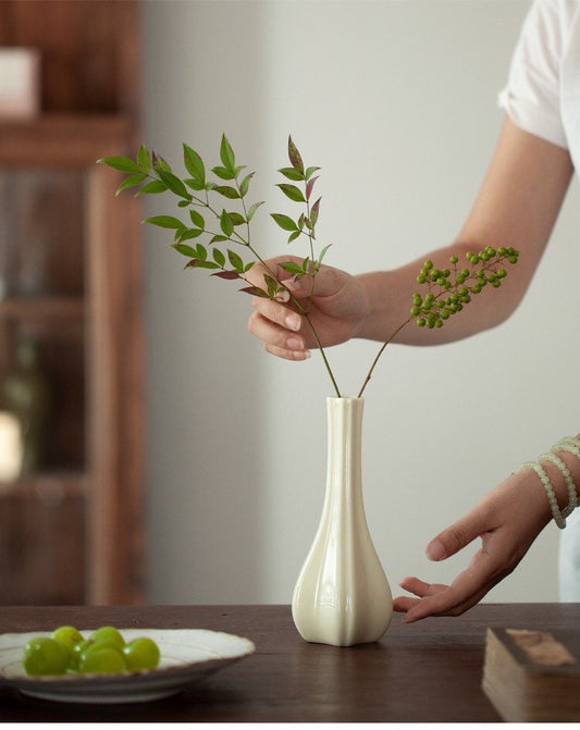 Gohobi handmade white ceramic vase pottery zen Chinese Gongfu tea Kung fu tea Japanese Chado table decoration