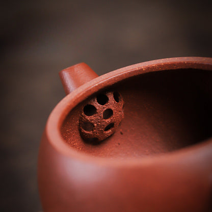 [Chingshui Tang 青水堂] Handmade Yixing Zisha Sandy Purple Clay Teapot – 90ml Handmade Original Ore Jiangpo Clay Bowl-Shaped Teapot, Thin Body with Built-in Filter, Gongfu Small Teaware