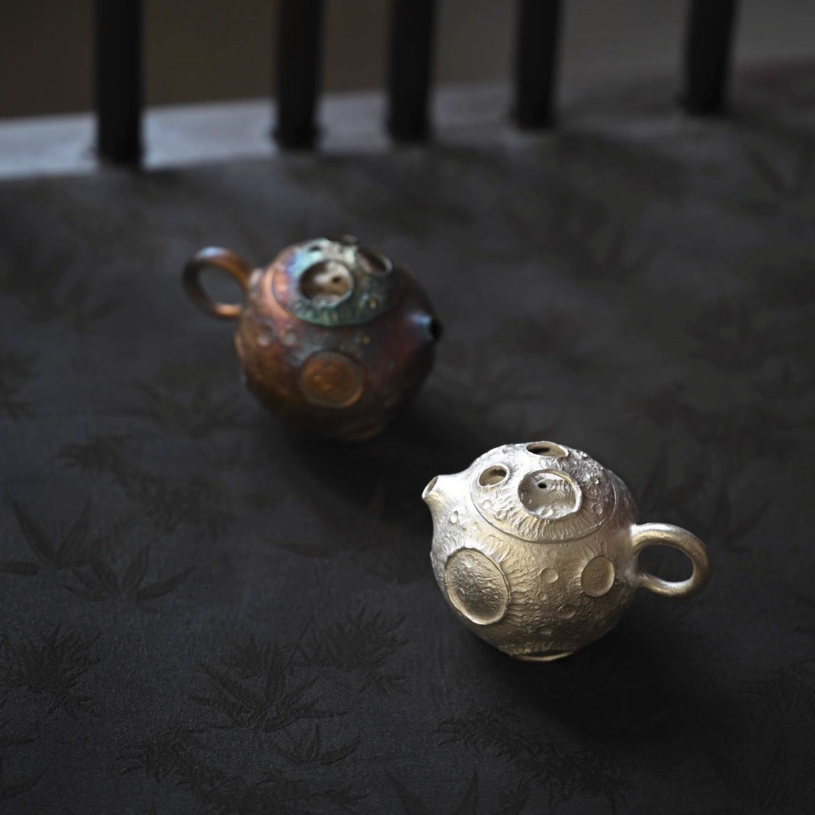 [Mr Qi Guai x Gohobi Gallery] Silver & Rainbow Planet Teapot