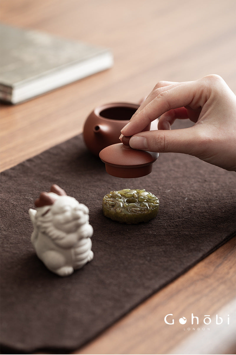 Gohobi Antique Style Jade Pendant – Pixiu and Ruyi Tea Ceremony Decorative Pendant