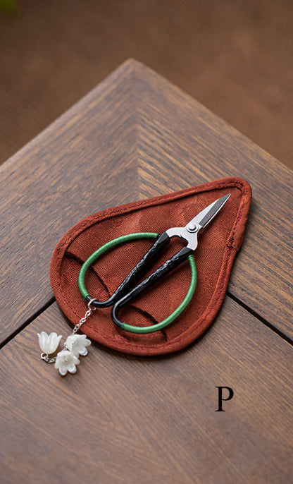 Gohobi Tea Scissors With a Case