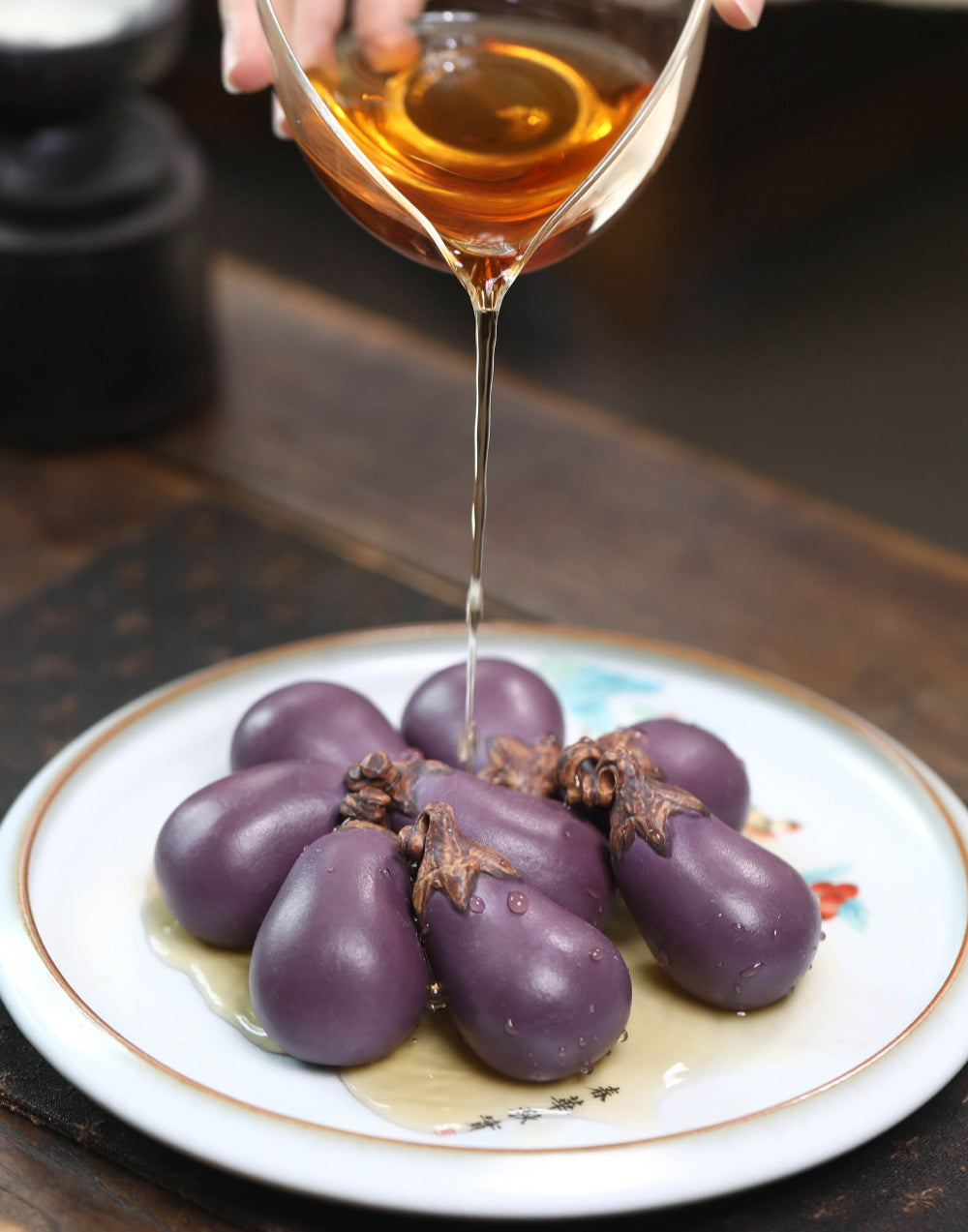 Gohobi Yixing Purple Sand Eggplant Tea Pet