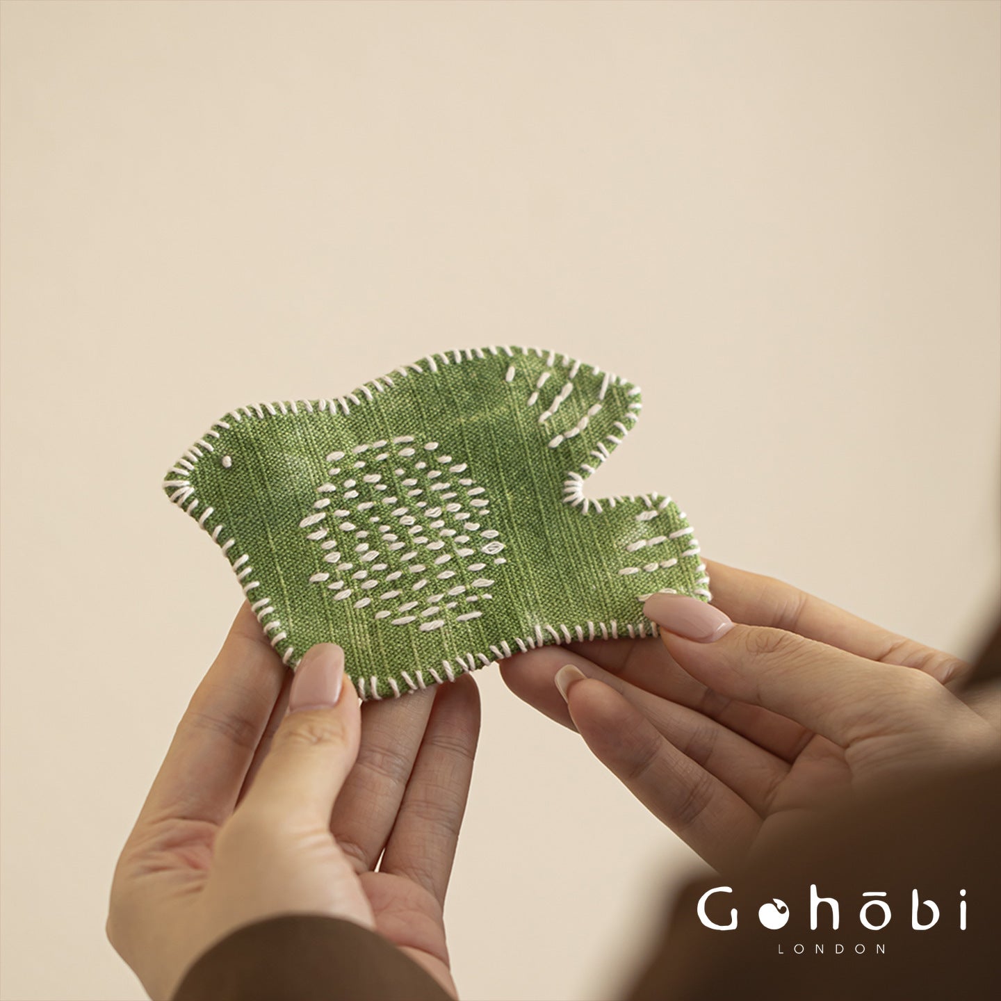 Gohobi Handmade Embroidered Bird Coaster – Fabric Teacup Heat Insulation Mat