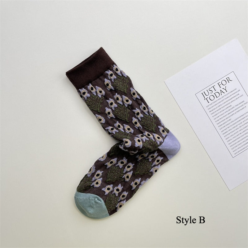 Gohobi Embossed Floral Geometric Socks