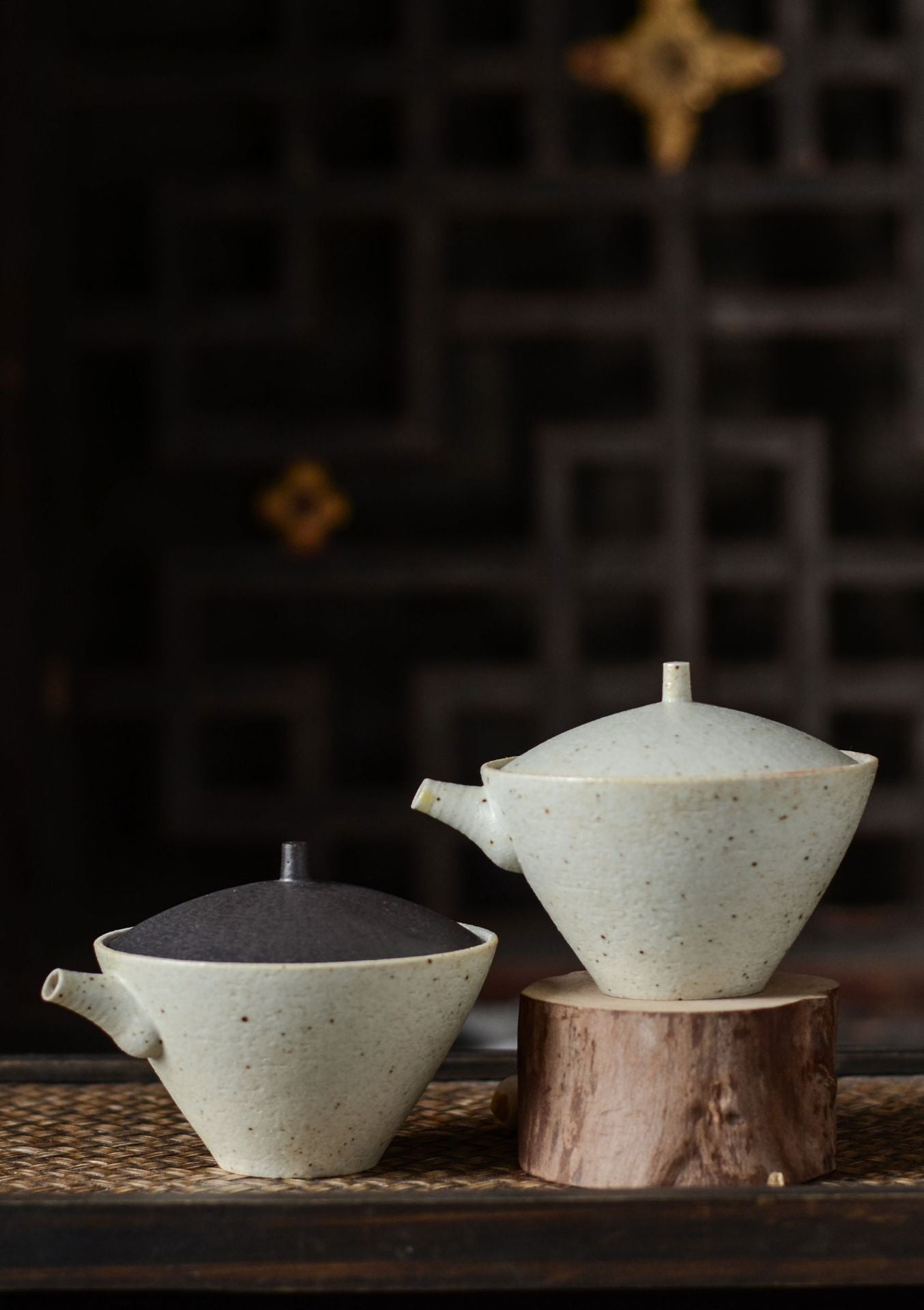 Gohobi Handmade Japanese Style Black and White Gaiwan