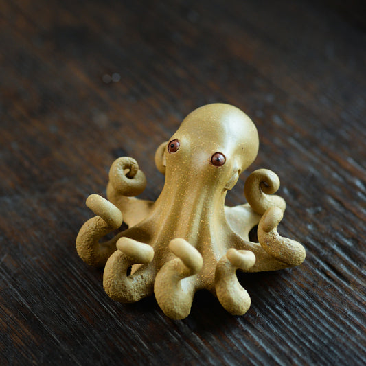 Gohobi Handmade Ceramic YiXing Clay Octopus Ornament Tea pet