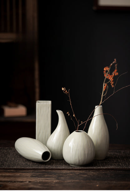 Gohobi Classic White Table Vase Set