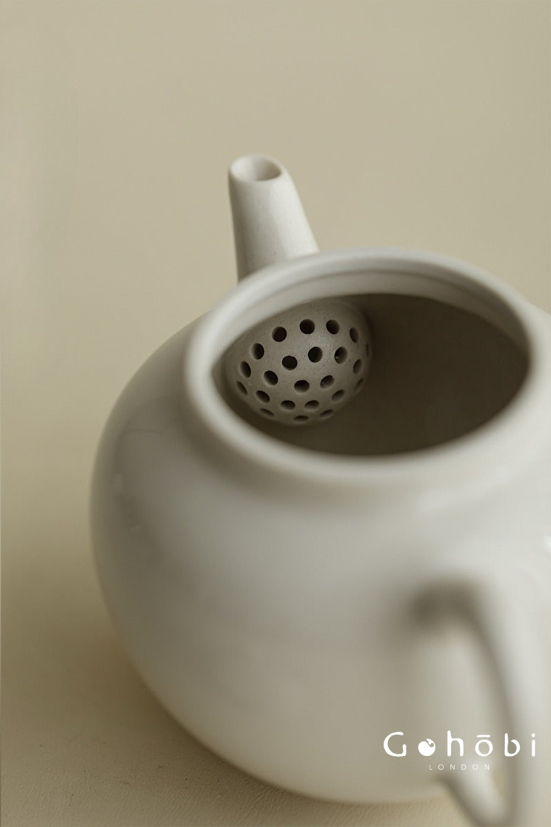 Gohobi Wood Ash Glaze Ceramic Teapot – Handmade Vessel Shape Gongfu Tea Pot with Ball Filter
