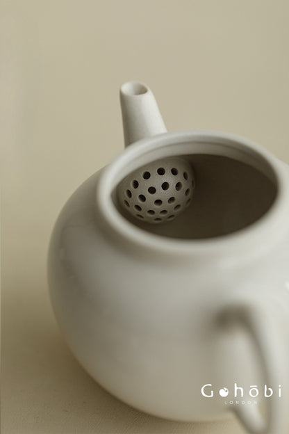 Gohobi Wood Ash Glaze Ceramic Teapot – Handmade Vessel Shape Gongfu Tea Pot with Ball Filter