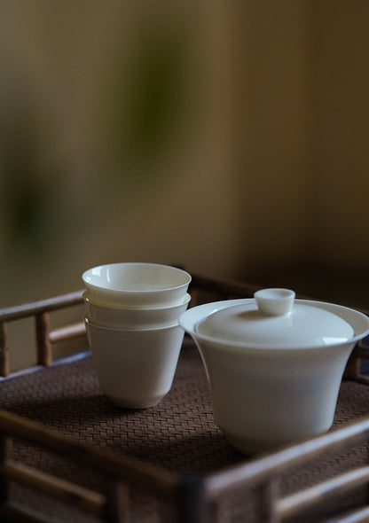 Tasse à thé blanc fine Gohobi Song