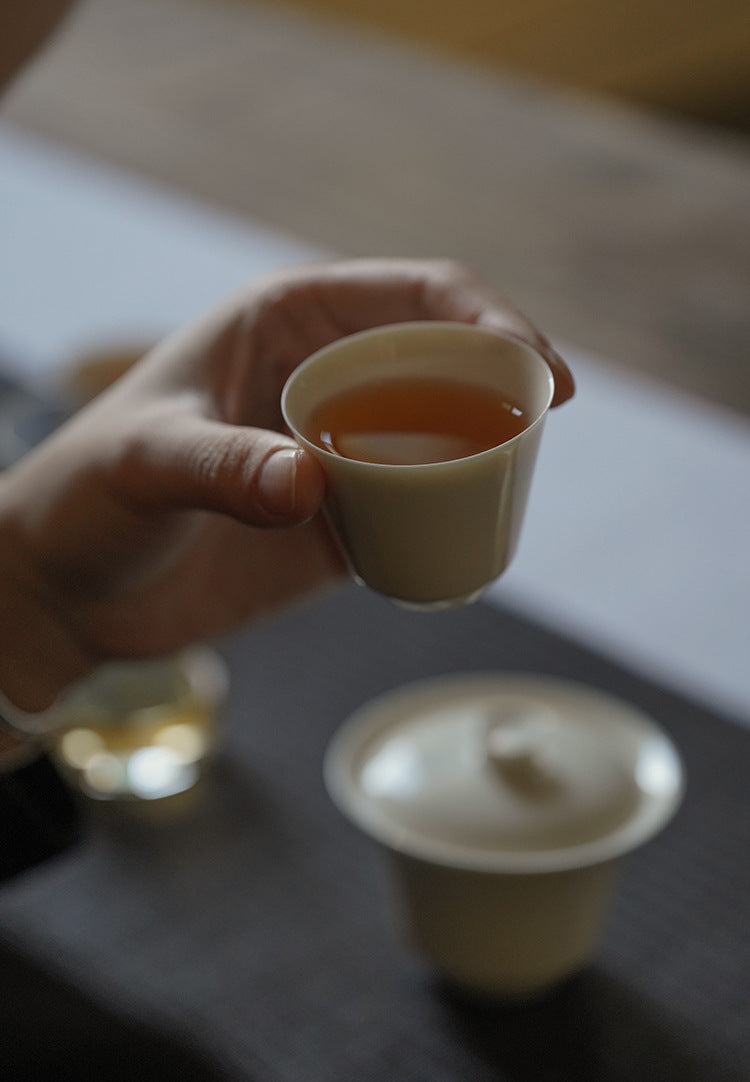 Gohobi Song Thin White Tea Cup