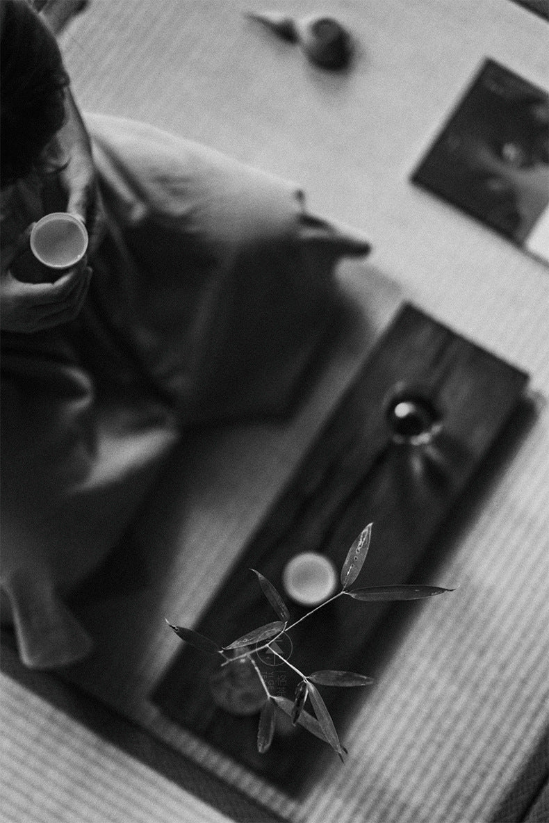 Plateau de service en bois de santal noir de style japonais Gohobi Wabi-Sabi 011