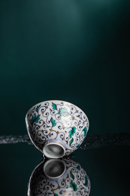 [清本源 x Gohobi Gallery] Inner-Molded Entwined Lotus Motif · Blue-and-White Doucai with Gilded “Golden Branch & Jade Leaf” Chicken-Heart Cup