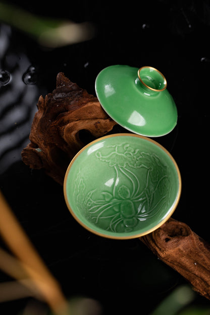 [清本源 x Gohobi Gallery] Inner-Molded Lotus Motif · Green Glaze Gaiwan
