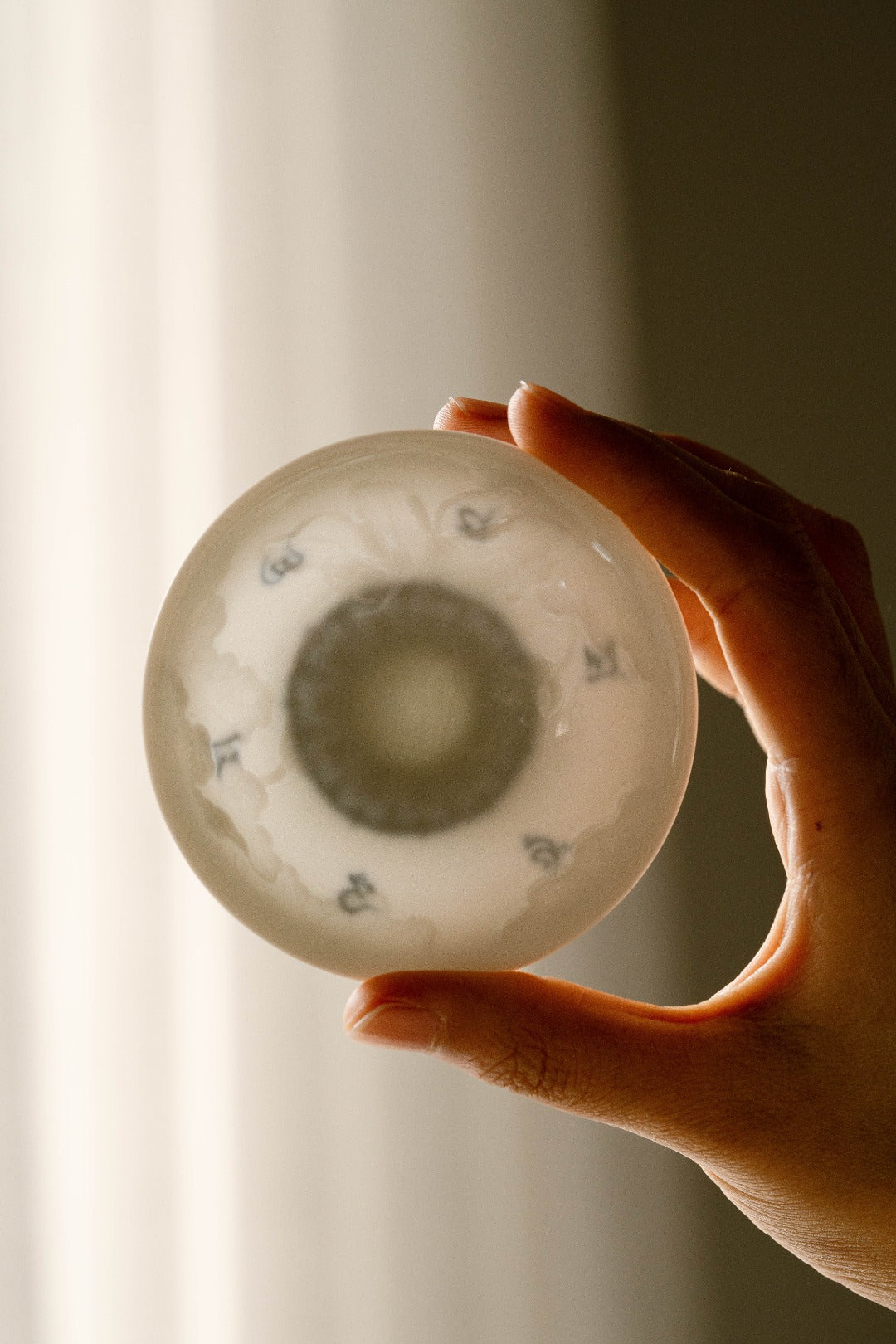 [清本源 x Gohobi Gallery] Gaiwan Lotus précieux bleu sur bleu à motif double dragon