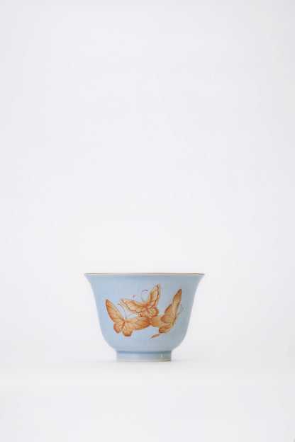 [清本源 x Gohobi Gallery] Thin-Body Blue Glazed Bell Cup with Alun-Red Butterfly Painting – Phoenix Inner Relief (65ml)