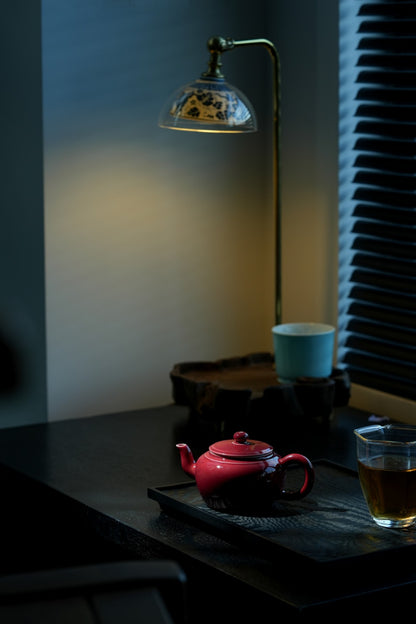 [清本源 x Gohobi Gallery] Red Glazed Teapot with Round Knob and Reclining Foot (210ml)