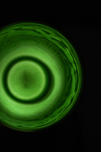 [清本源 x Gohobi Gallery] Thin-Body Green Glazed Cup with Inner-Impressed Fish & Algae Motif – Flared Rim (88ml)