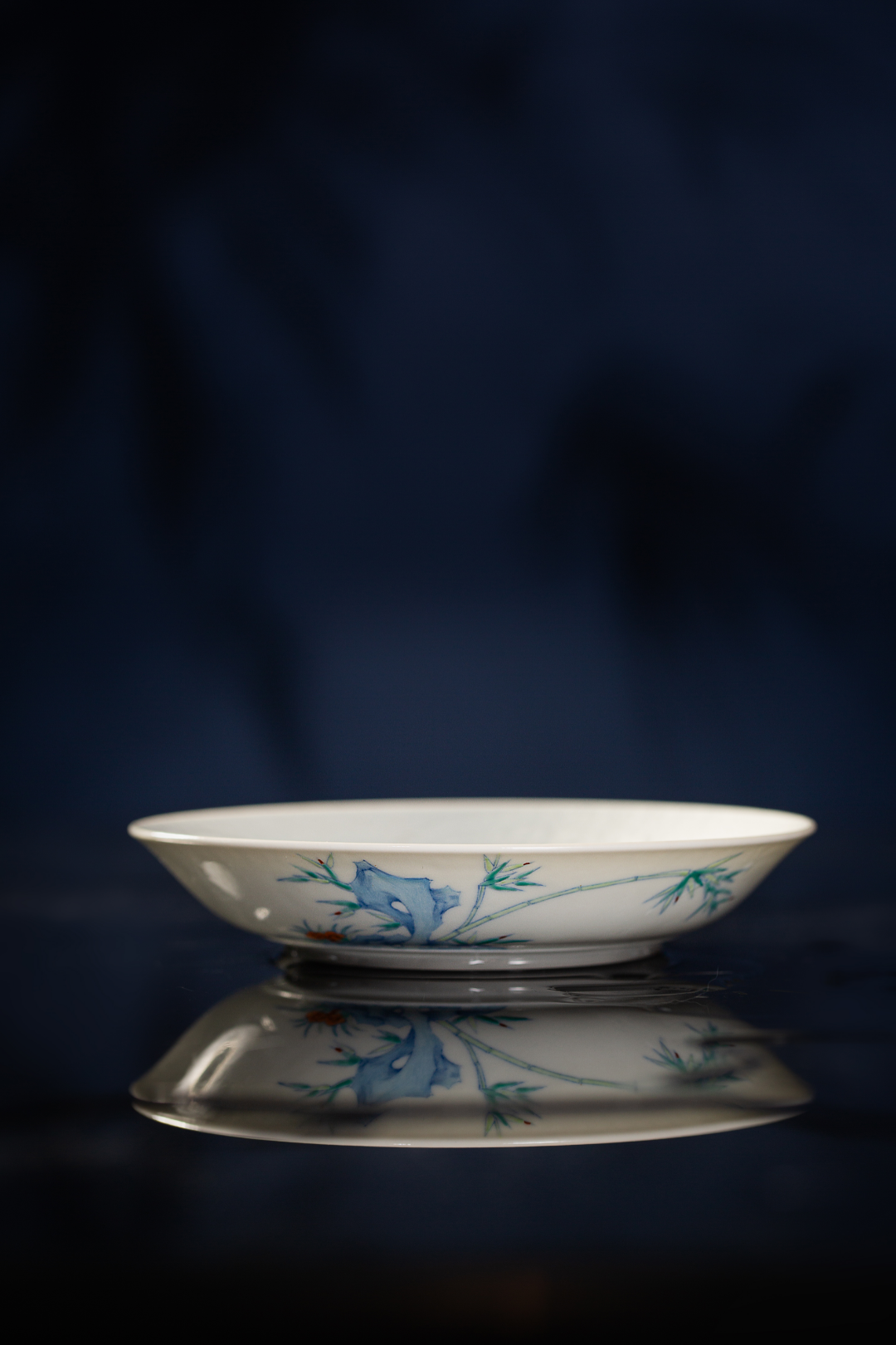 [清本源 x Gohobi Gallery] Doucai Tea Tray with Inner-Impressed Brocade Pattern and Bamboo & Rock Motif