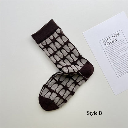 Gohobi Japanese-Inspired Embossed Socks