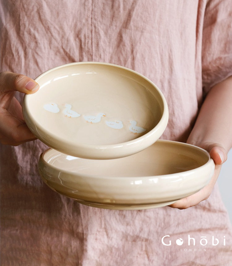 Gohobi White Duck Deep Plate – Cute Ceramic Curry and Dinner Plate [Made in Japan]