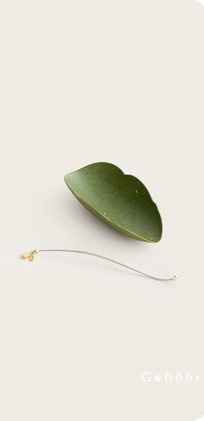 Gohobi Green Leaf Tea Spoon Set – Ceramic Gold Accent Tea Scoop and Tea Needle Set