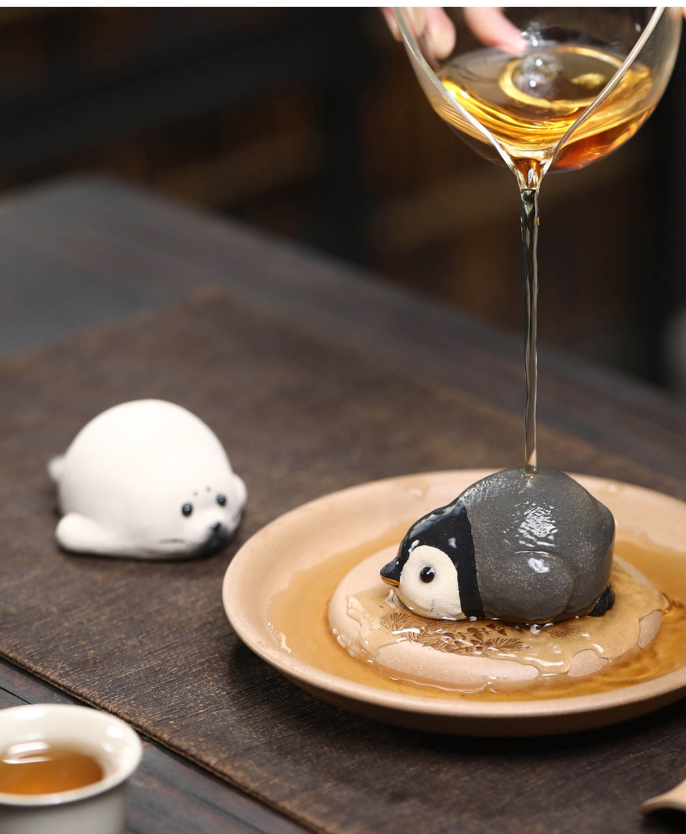 Gohobi Handmade Ceramic YiXing Clay Penguin and Seal Ornament Tea pet