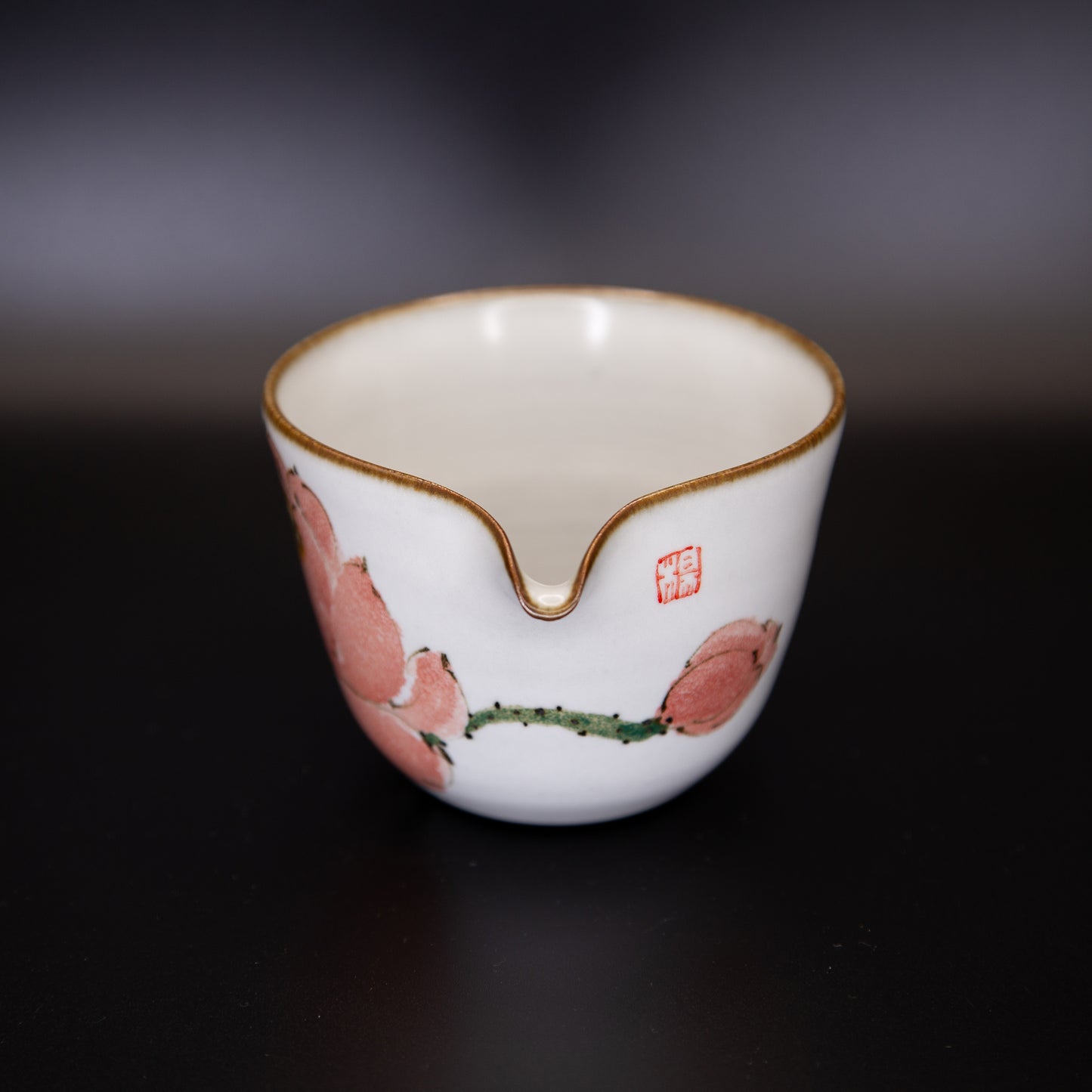 [漢先工作室 x Gohobi Gallery] Hand-painted Pink Lotus Pitcher