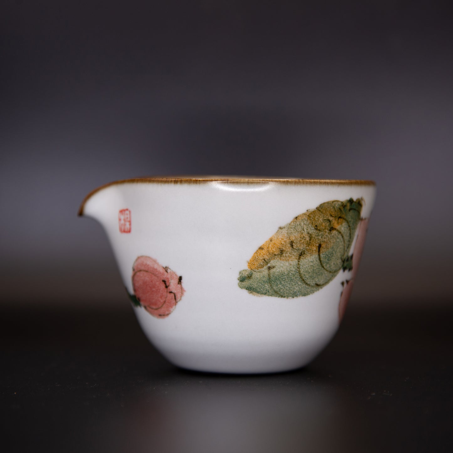 [漢先工作室 x Gohobi Gallery] Hand-painted Pink Lotus Pitcher