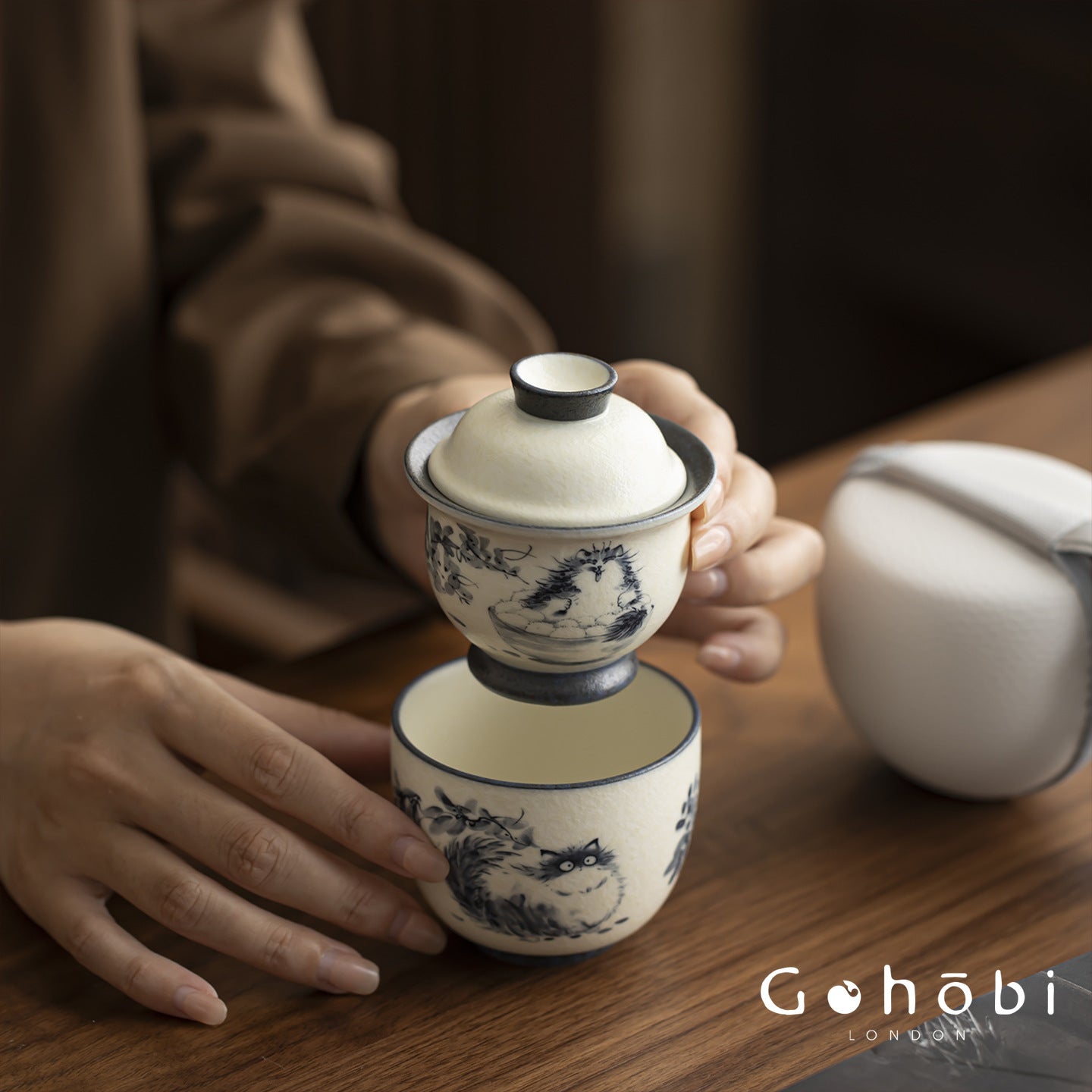 Gohobi Cute Cat Ceramic Travel Tea Set – Portable Gaiwan Tea Cup Set for One