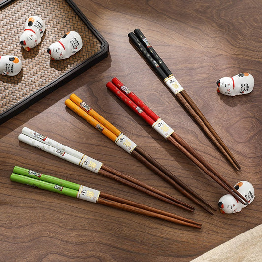 Gohobi A Set of 5 Pairs of Lucky Cat Wooden Chopsticks and Rests