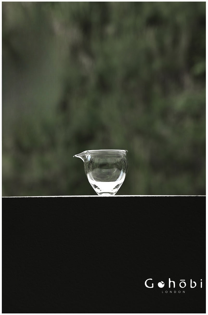 Gohobi Glass Fair Cup with Handle – Heat-Resistant Gongfu Tea Pitcher