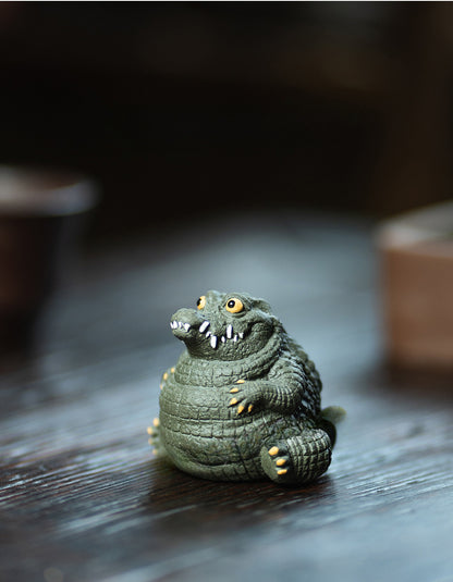 Gohobi Handmade Ceramic YiXing Clay Large Crocodile Ornament Tea pet