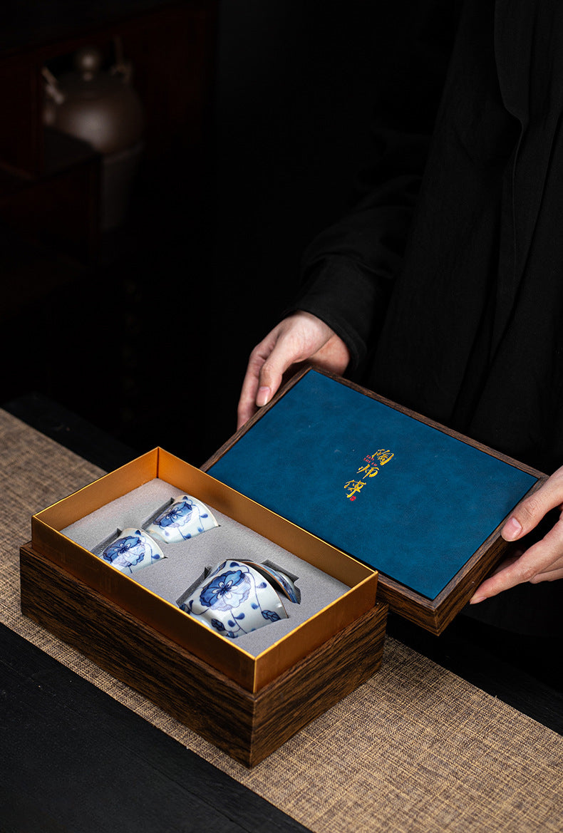 Gohobi Blue and White Lotus Gaiwan Three-Piece Set