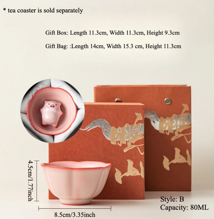 Gohobi Lying Pig Teacup (Tea coaster is sold separately)