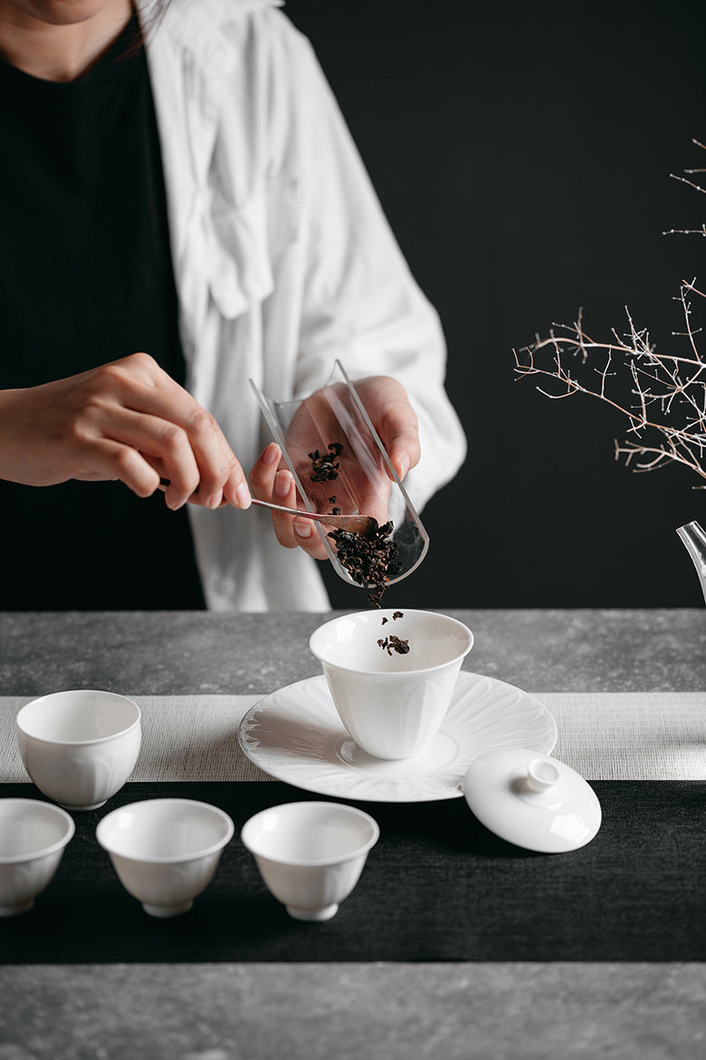 Gohobi Handmade White Porcelain Hand-embossed Chrysanthemum Ceramic Tea Cup