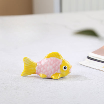 Gohobi Colourful Goldfish Chopstick Rest