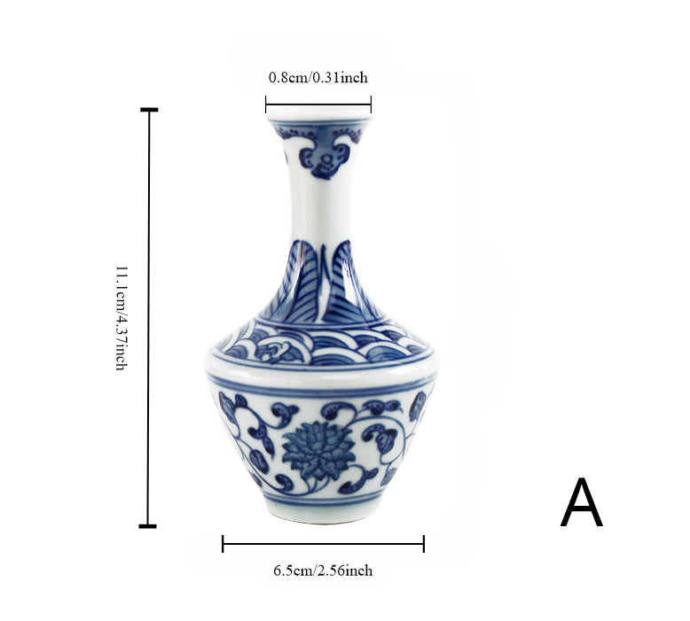 Gohobi Hand-painted Blue and White Porcelain Vase (Classic)