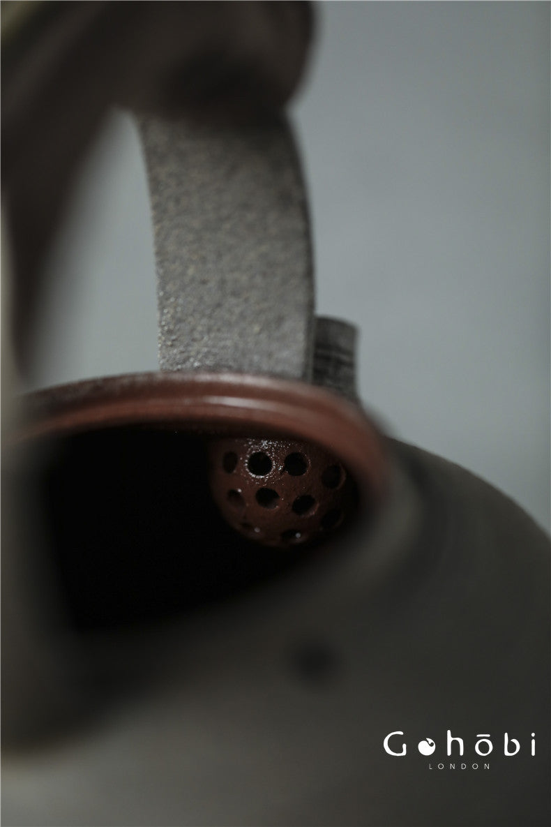 Gohobi Nanbanyaki Style Fireplace-Boiled Teapot – Handmade Wabi-Sabi Dual-Purpose Kettle (900ml)