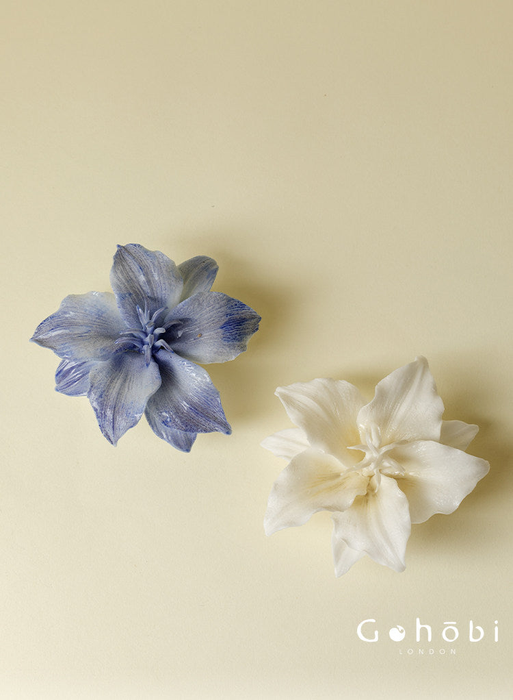 Gohobi Handmade Floral Incense Holder 003 - Blue and White Lilly